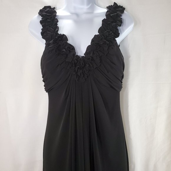 Women’s Black Ruffle V Neck Dress Built in Bra - Picture 3 of 7